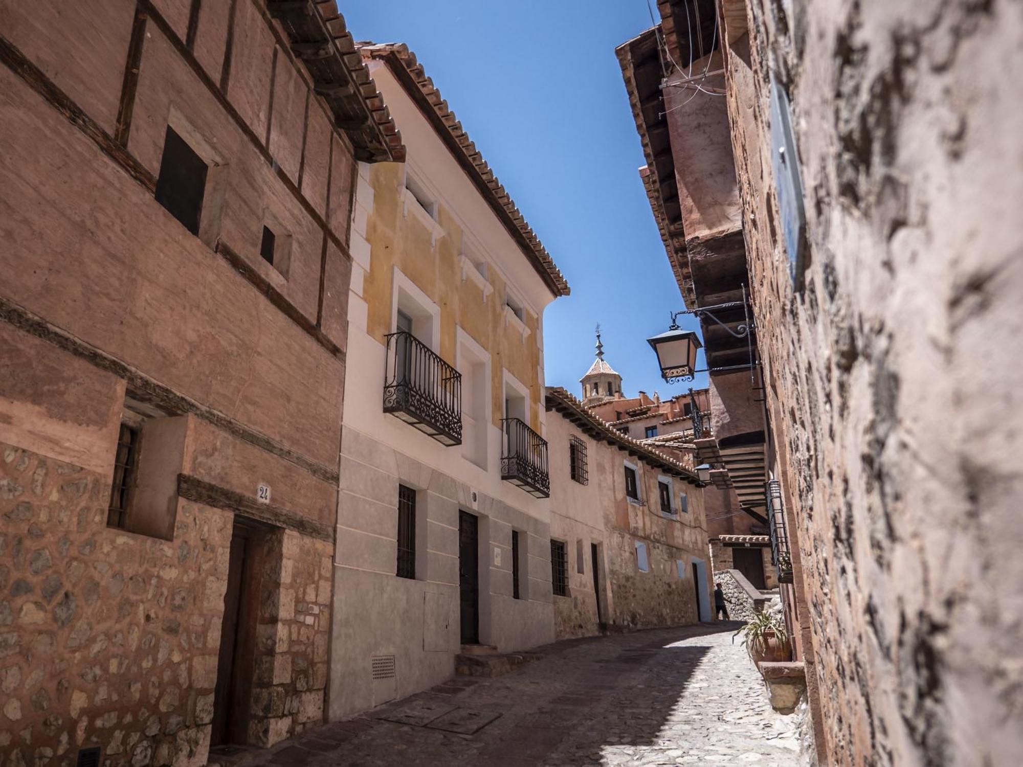 Albarracín La Casa Amarilla Apartamento Enebro מראה חיצוני תמונה